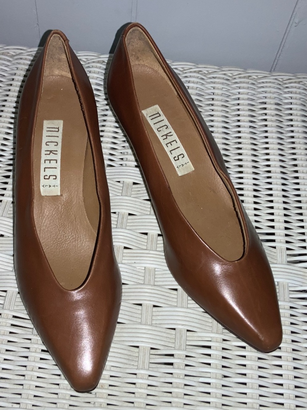 Nickels brown Leather Pumps Size 7 B Womens Brown Pointed toe vintage 90’s